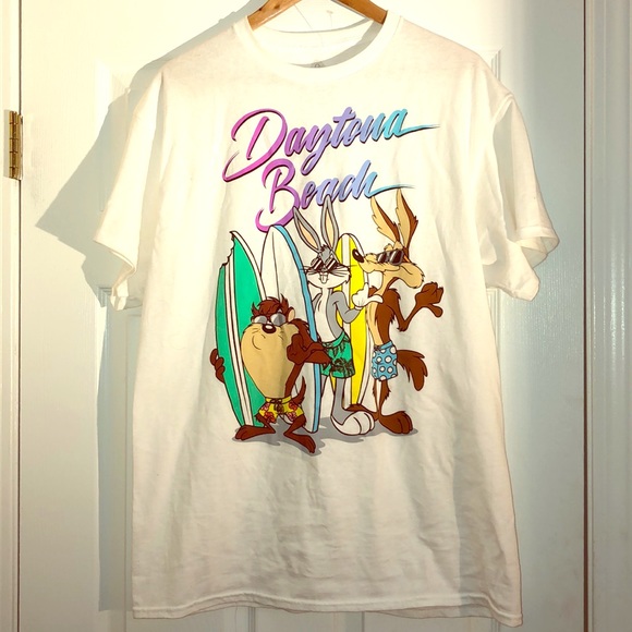 Warner Bros. Other - Men’s Large Looney Tunes Dayton Beach Tee